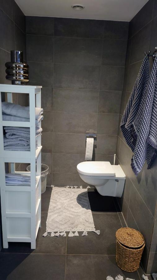 Maurers Schlierseetraum 6, Studio 455 Mit 42 Qm Neu Renoviert, Erdgeschoss Mit Eingezaeunter Terrasse In Ruhiger Lage Am Kirchbichlweg 8 Luaran gambar